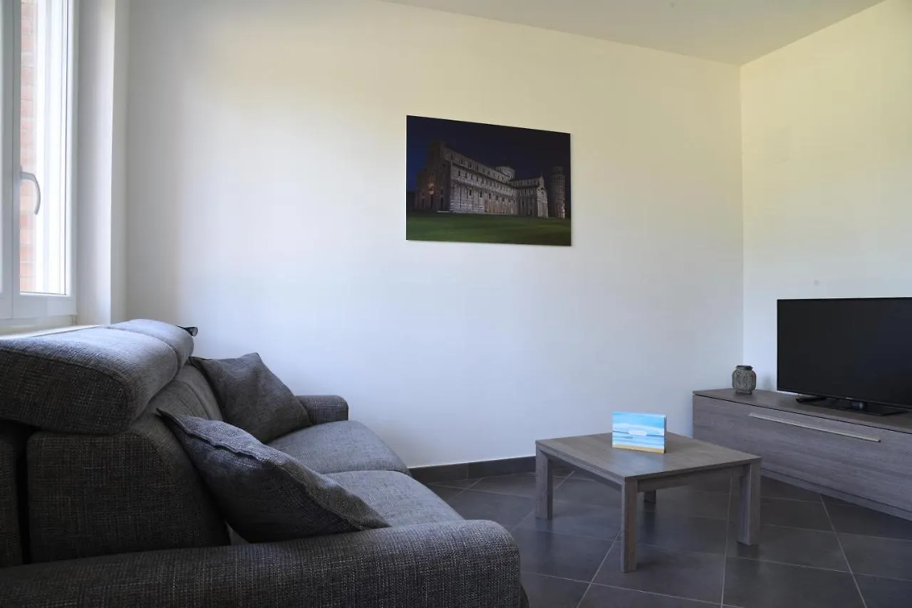 Residence Il Piviere App 7 With Private Garden كالامْبْروني إيطاليا